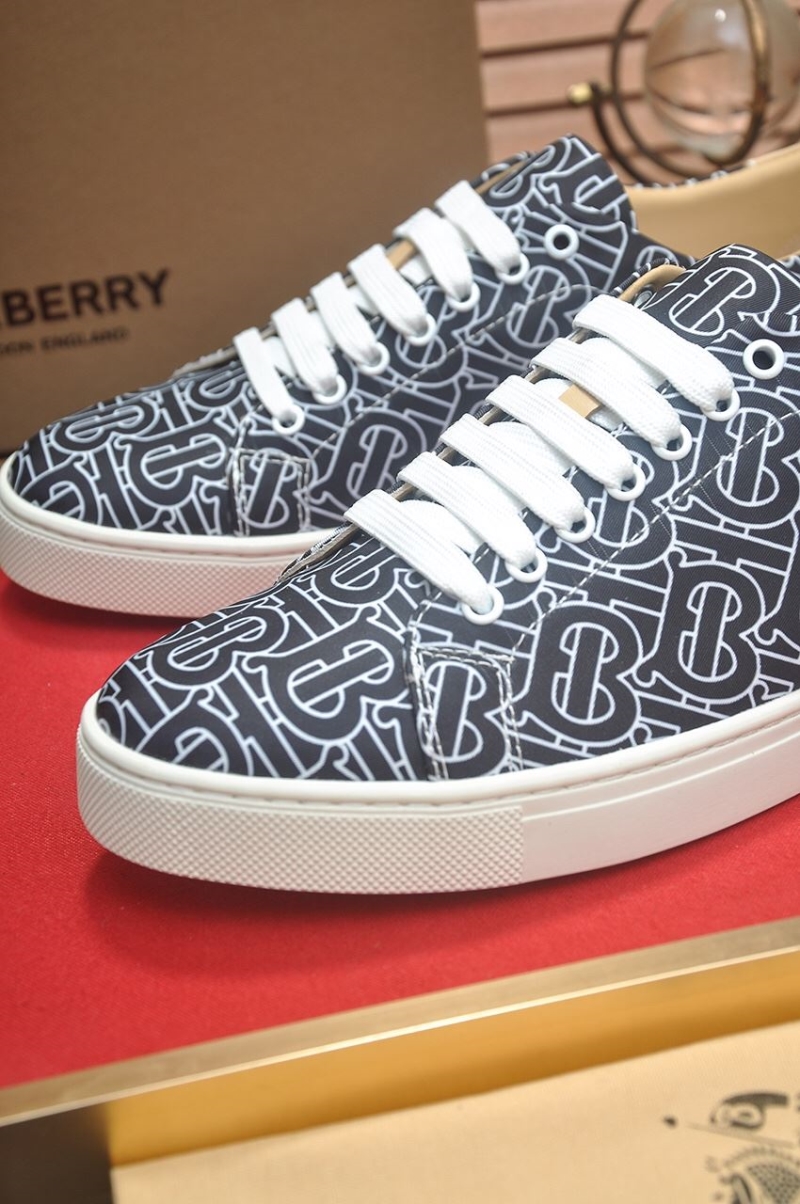 Burberry Sneakers